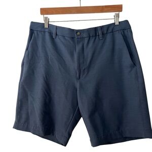 Callaway men’s blue golf shorts - size 34